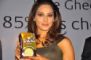Bipasha Basu with LivLite.jpg